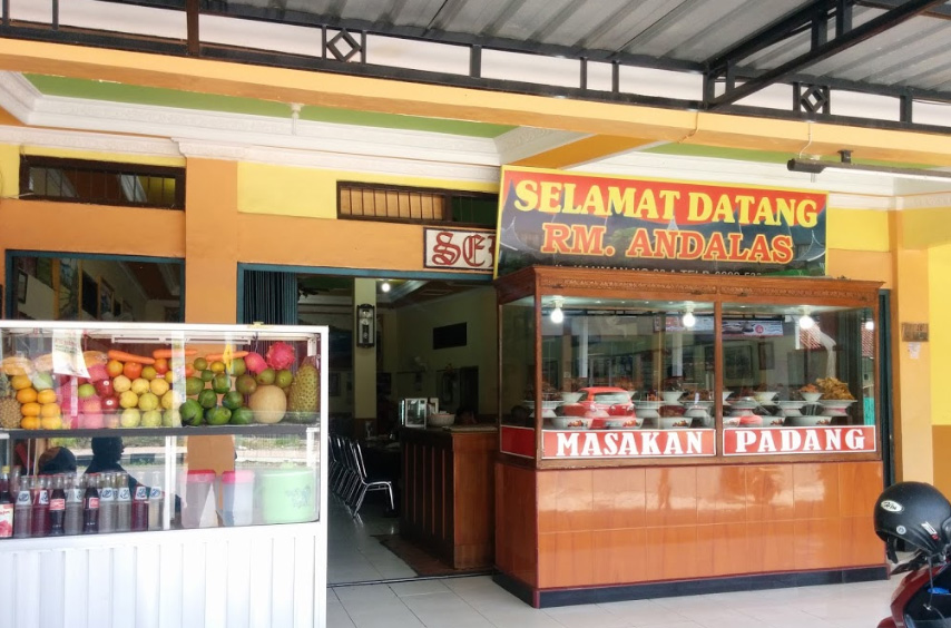 Andalas Rumah Makan: Santapan Harian yang Menggugah Selera di Jantung Cilacap